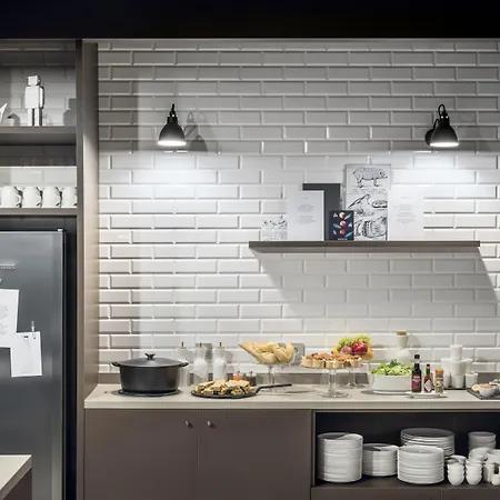 Отель Okko Centre 4*